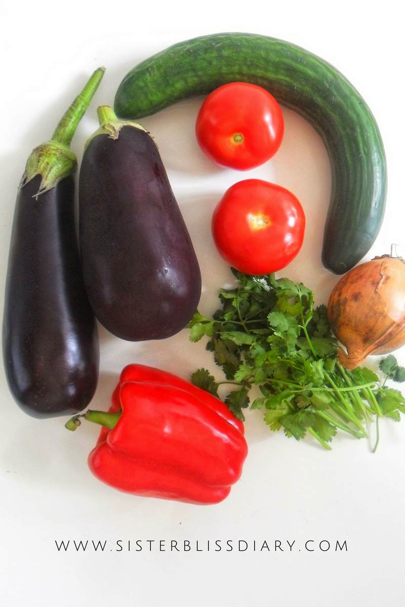 Creamy, fresh and delicious, this easy Grilled Eggplant Avocado Salad is the perfect companion during any hot-humid summer day. Click here to grab this easy recipe.