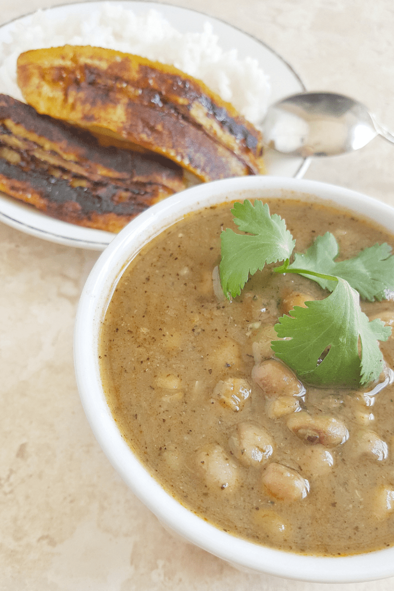 Simplified Caribbean Style Stewed Pigeon Peas using canned Pigeon Peas