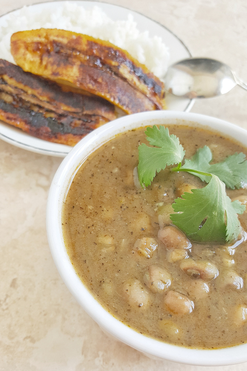 Simplified Caribbean Style Stewed Pigeon Peas using canned Pigeon Peas ...